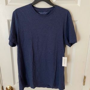 NWT Banana Republic Soft Wash Tee - M